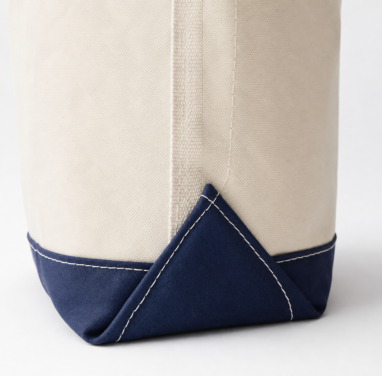 L.L. Bean Dines Tote Bag